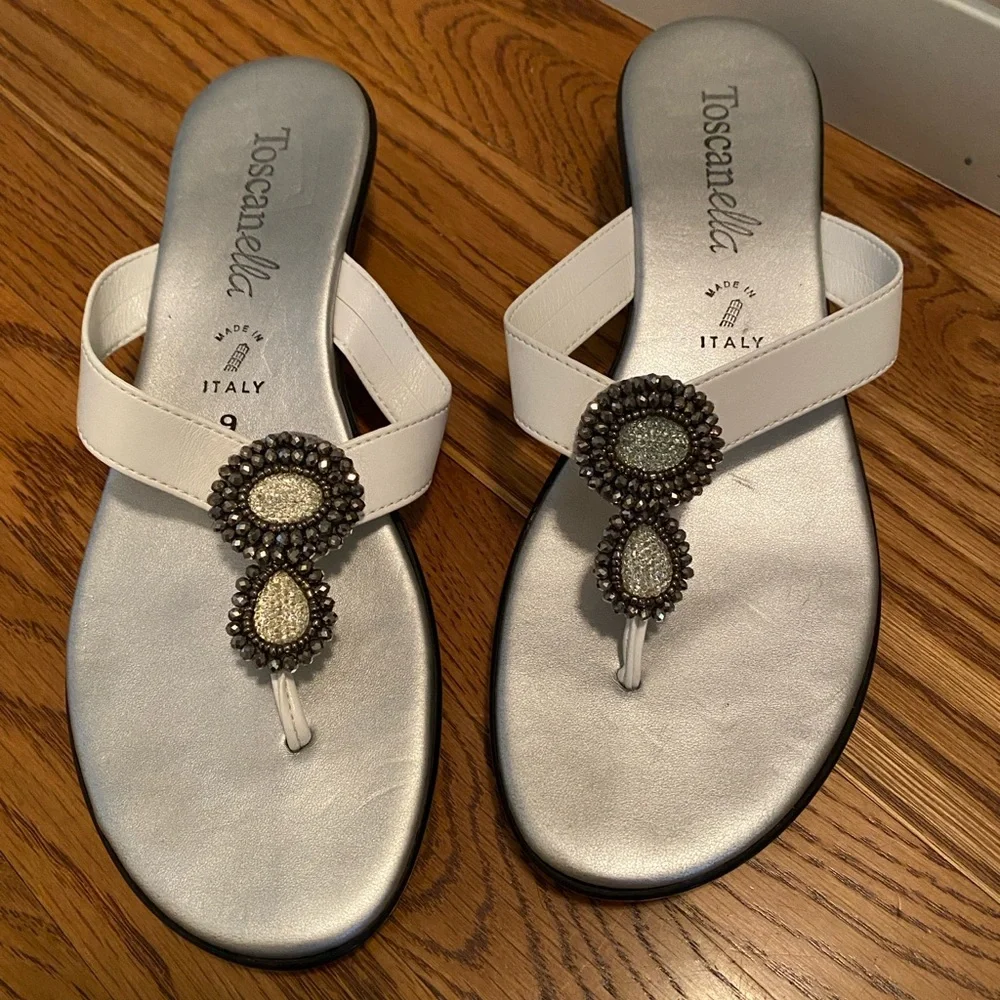 Toscanella NWOT made in Italy sandals. White strap, wedge heel, comfortable - Picture 2 of 6